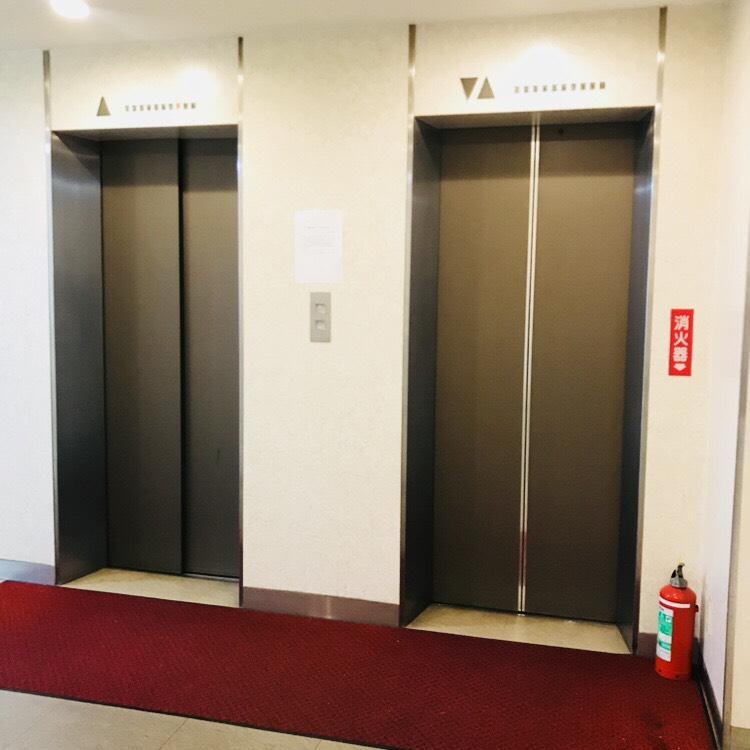 櫻ビルのエレベーター