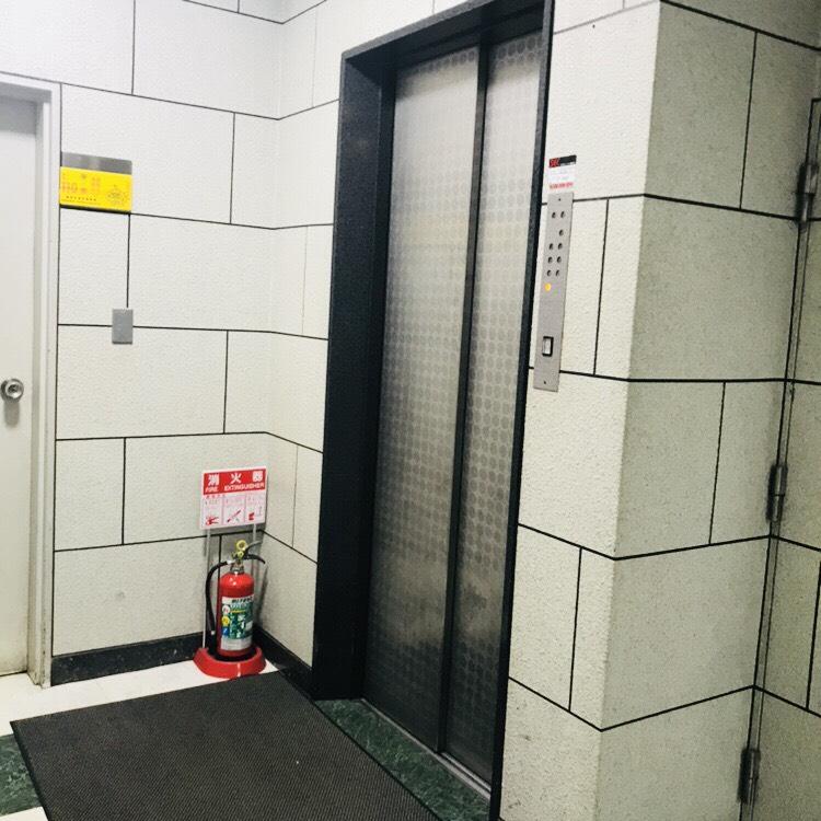 田中ビル（本館）のエレベーター