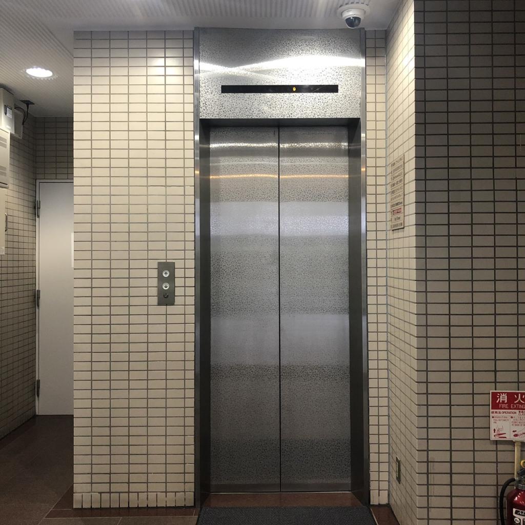 山手ビル５号館のエレベーター
