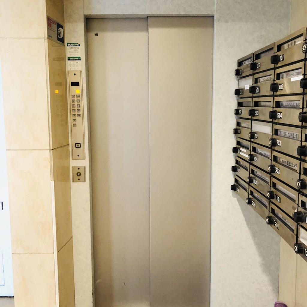 神田セントラルプラザのエレベーター