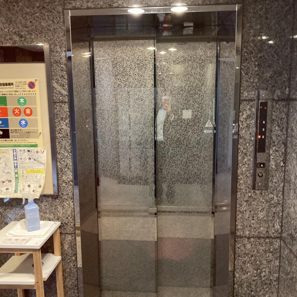 オンデンフラットのエレベーター
