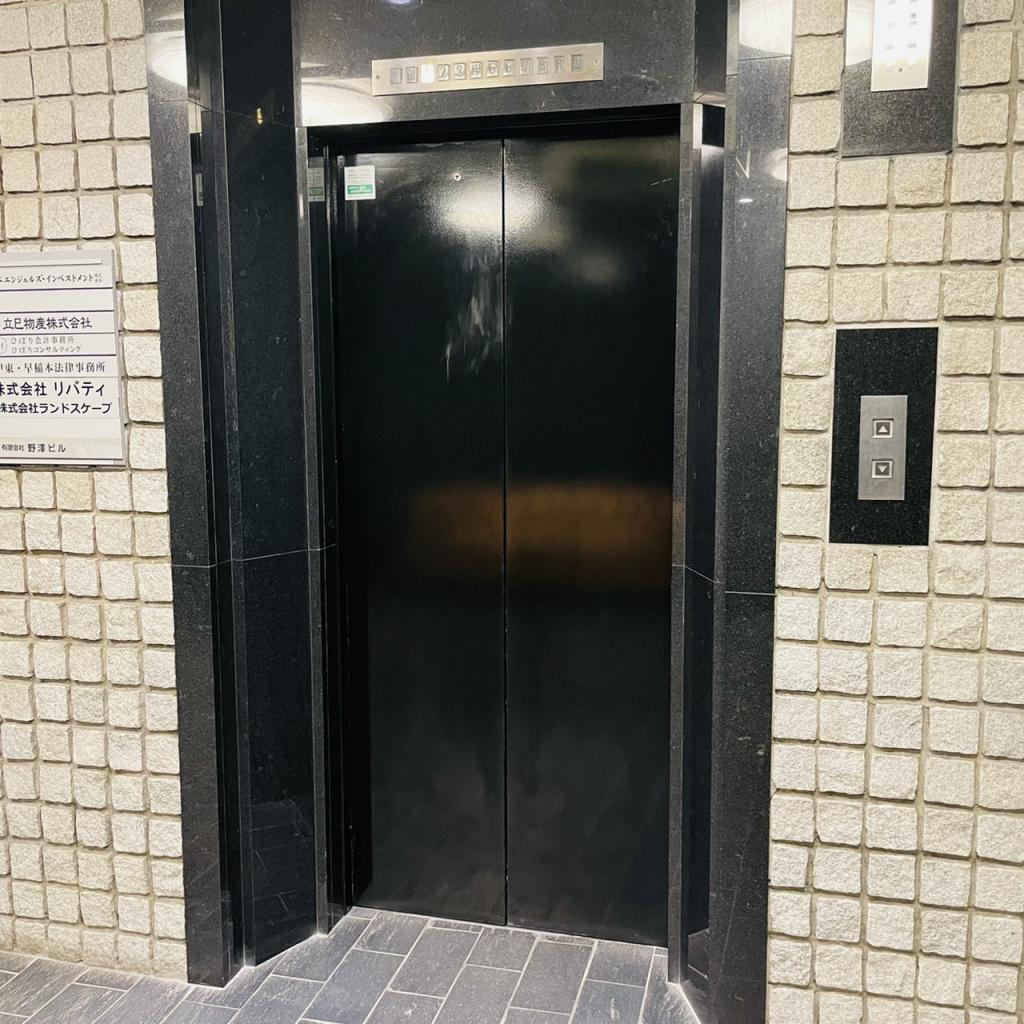 ノザワビルディングのエレベーター