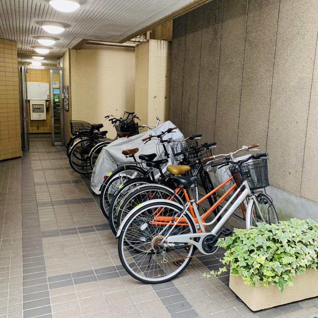 神田乗物町ビルの駐輪スペース