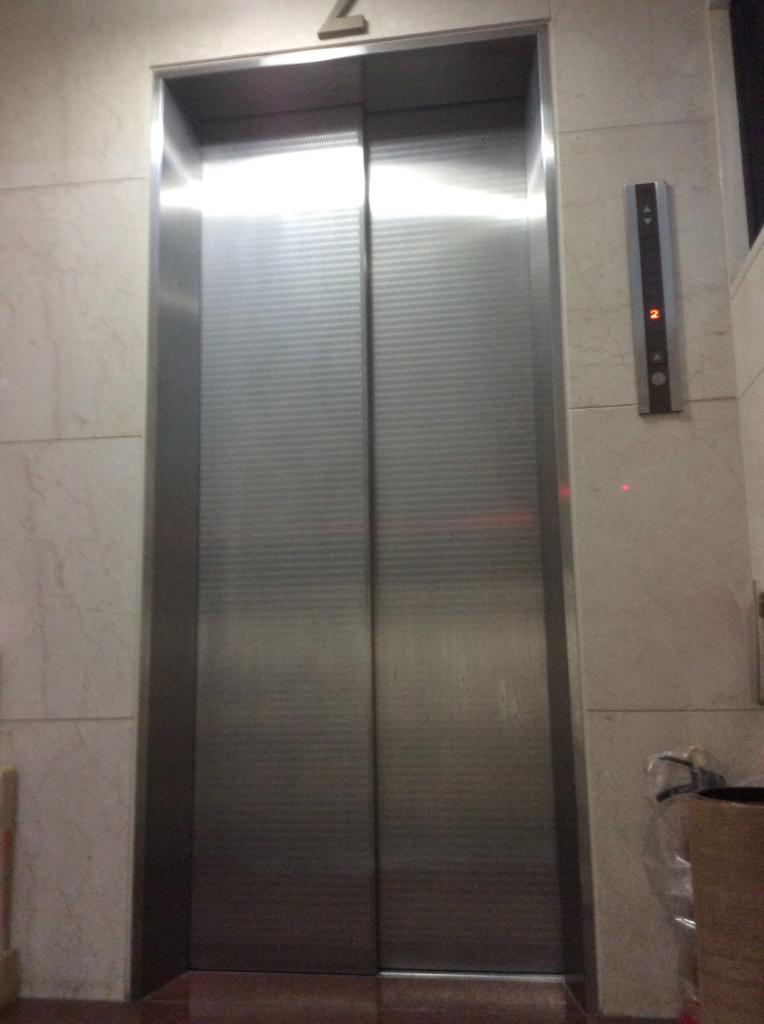 ル・グラシエルＢＬＤＧ.６のエレベーター