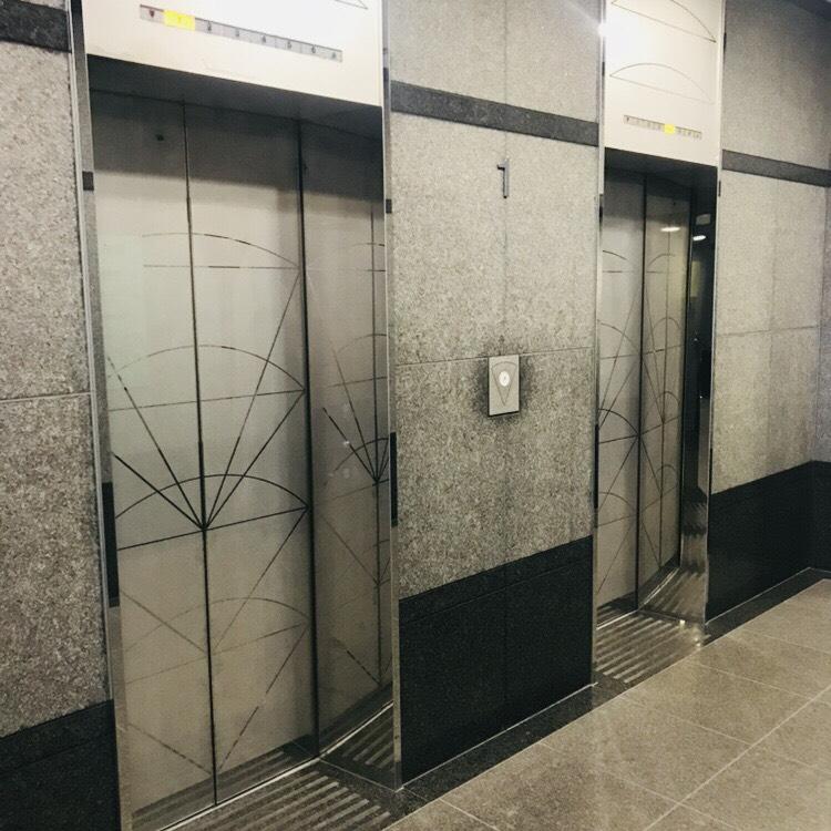 深川三和ビルのエレベーター