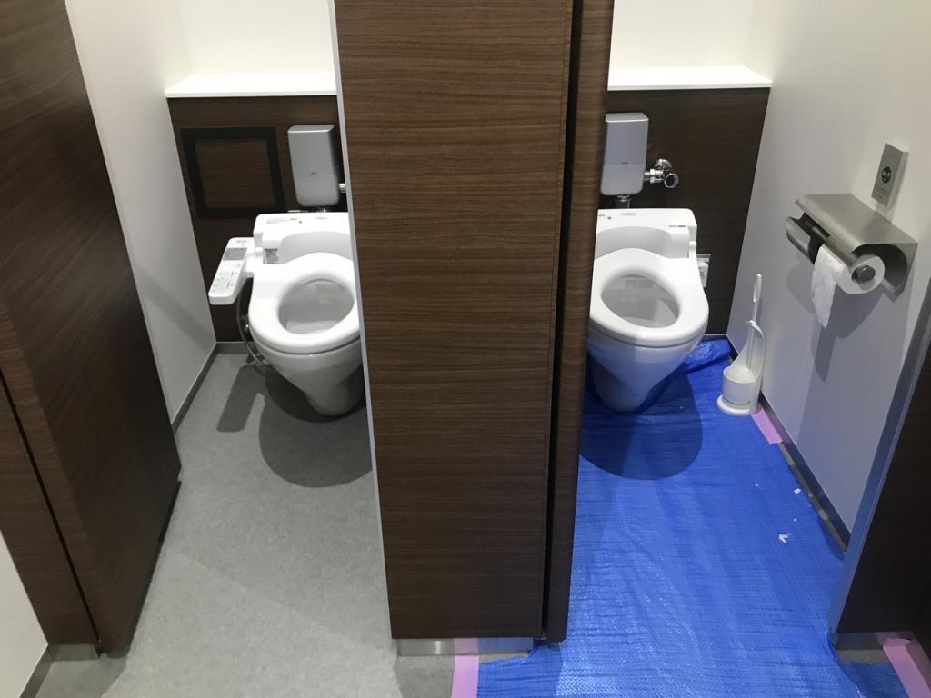 新松戸センタービルの3階 トイレ