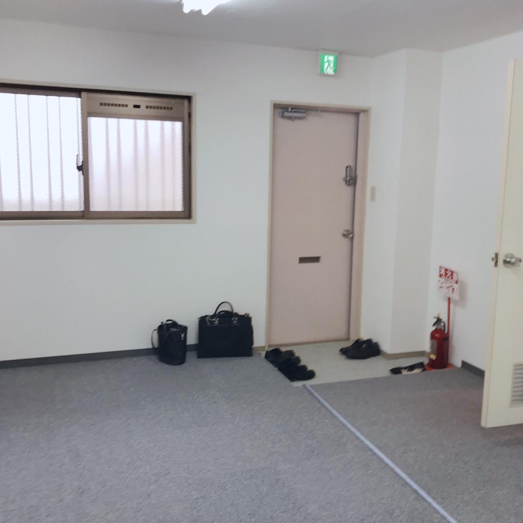 高田馬場シティハイツの202号室 貸室入口