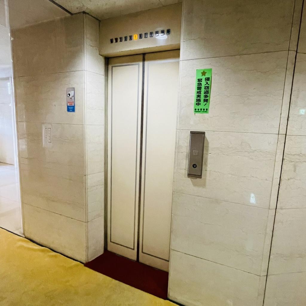 松本銀座ビルのエレベーター