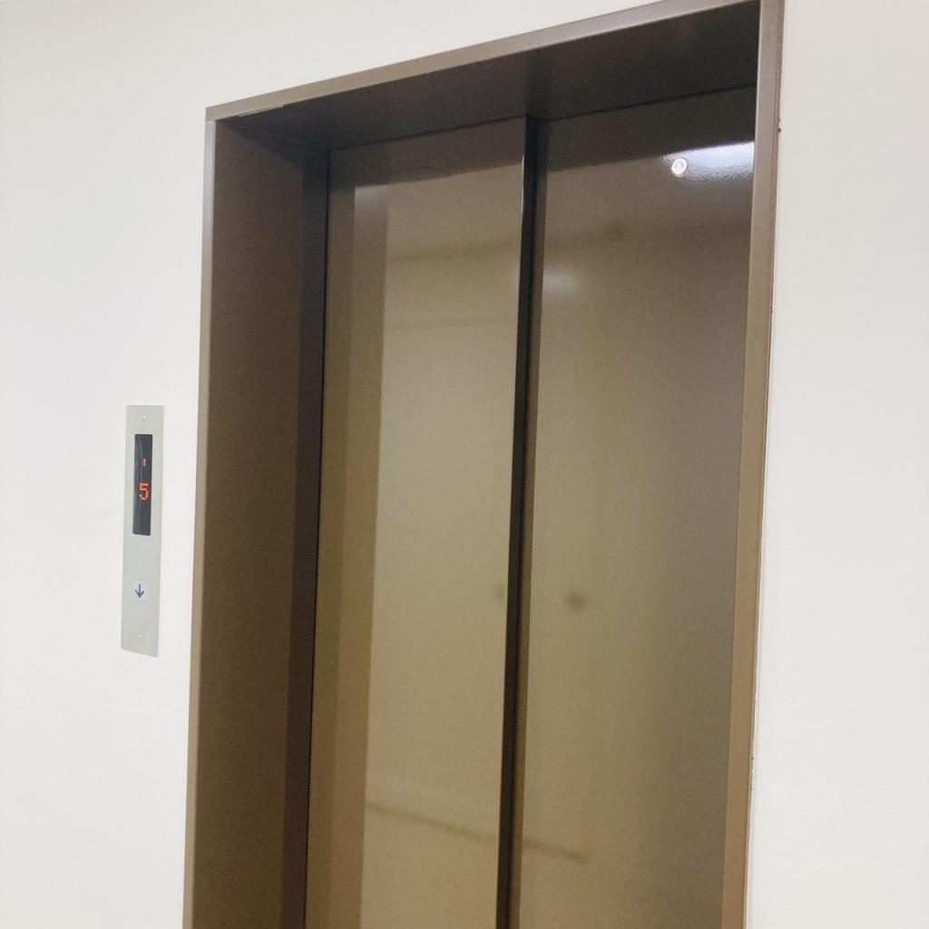 乃木坂フォレストのエレベーター