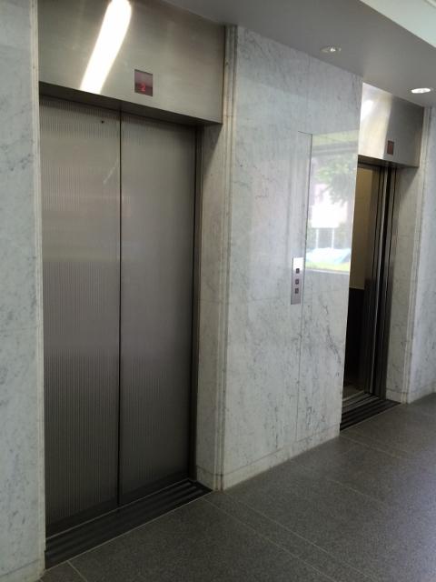 ザイマックス八王子ビルのエレベーター