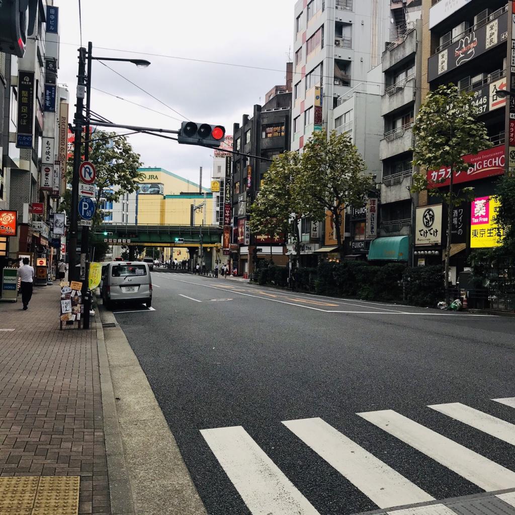 宇田川第１ビルのビル前面道路