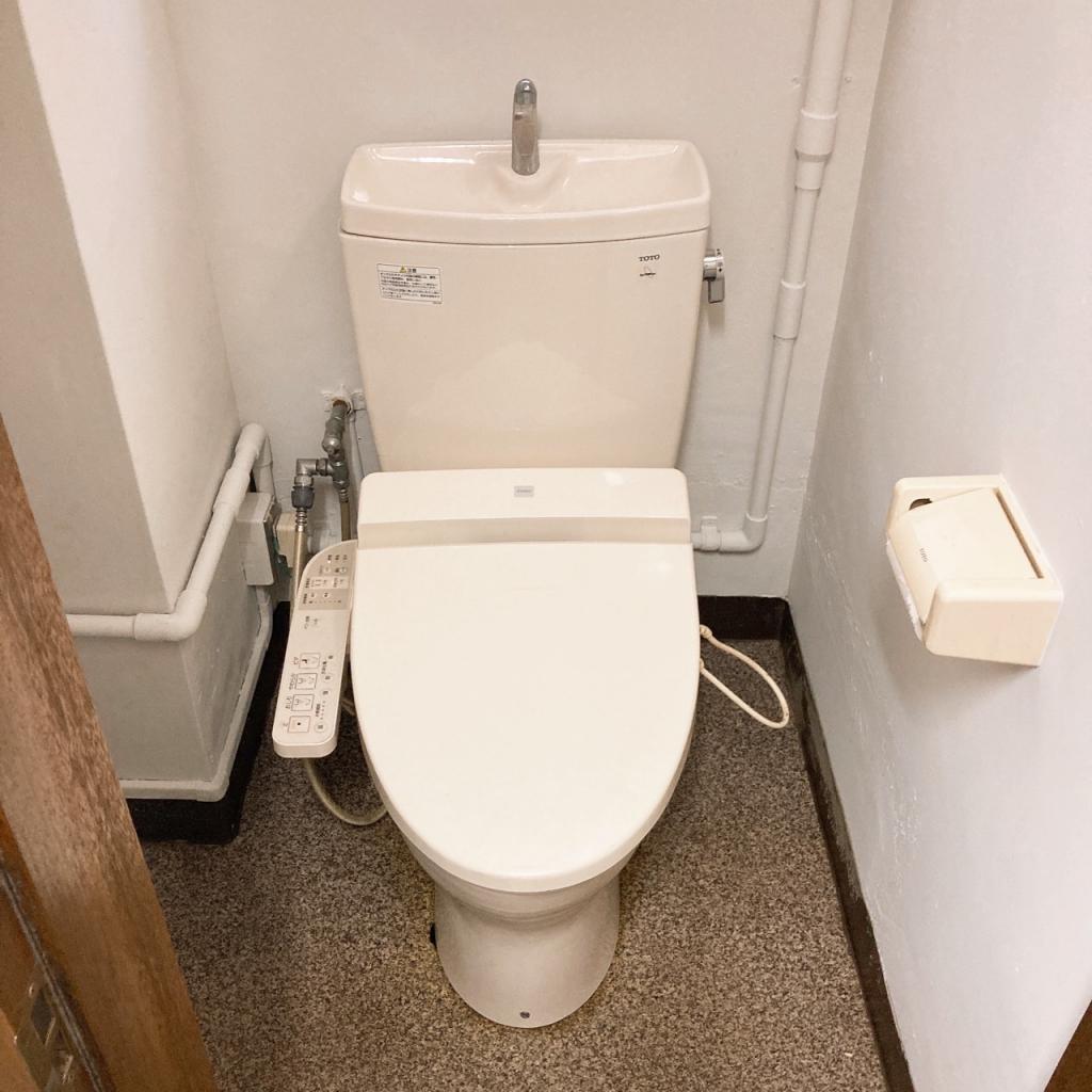 永野ビルの4階　トイレ