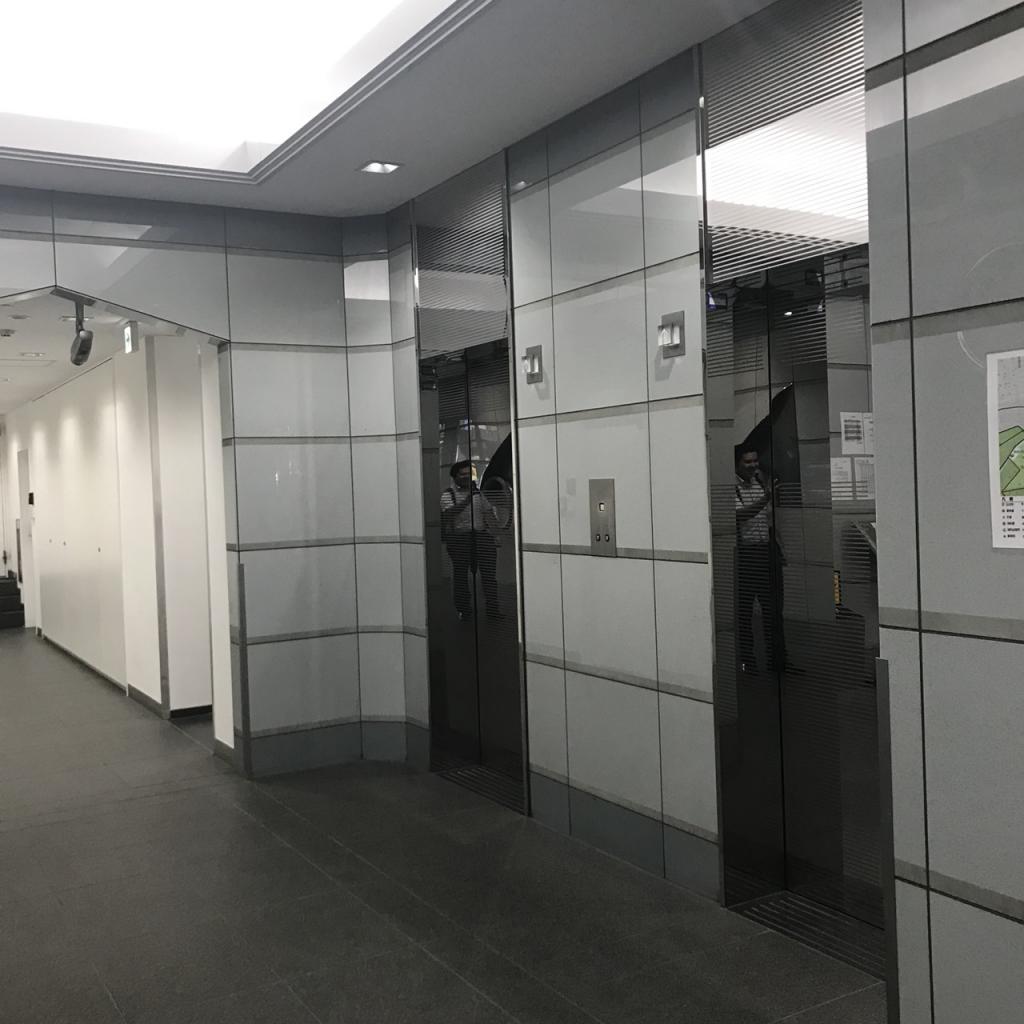 ＫＤＸ新横浜ビルのエレベーター