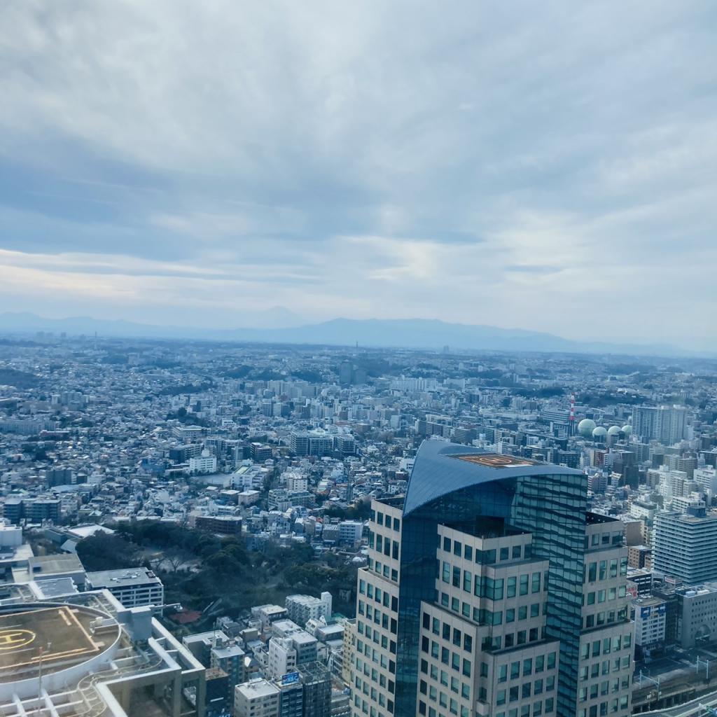 横浜ランドマークタワーの4403室　眺望
