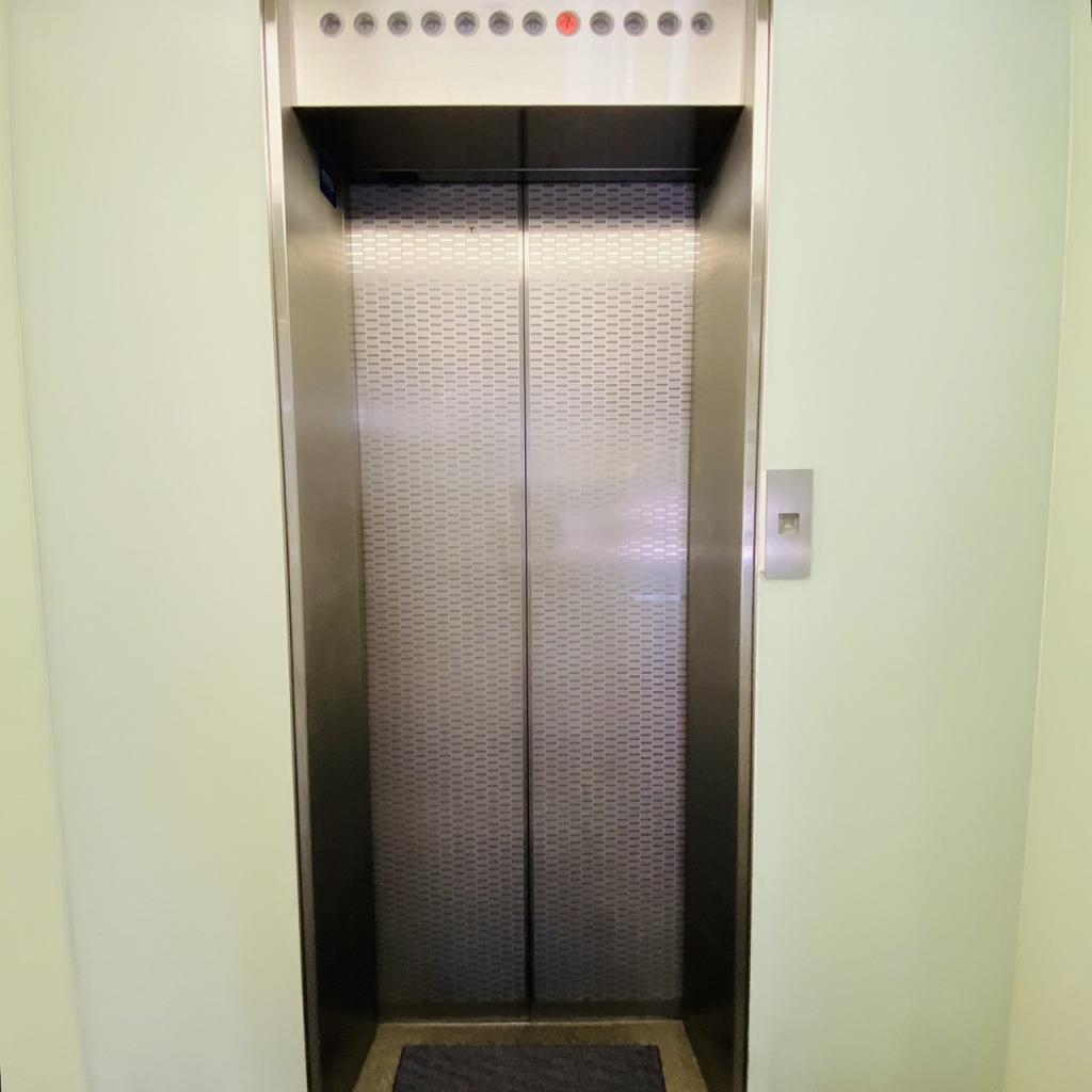 九段北一丁目ビルのエレベーター