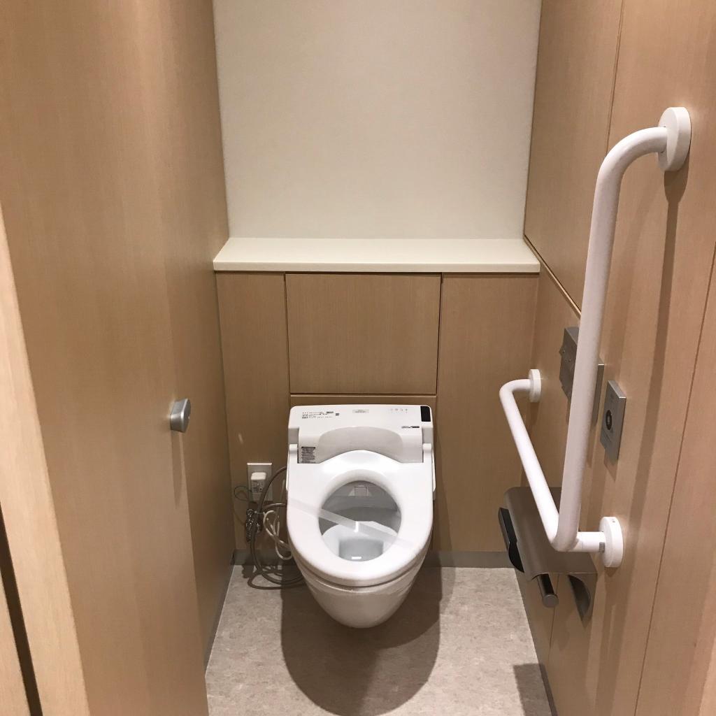 ＢＩＺＣＯＲＥ赤坂見附のトイレ