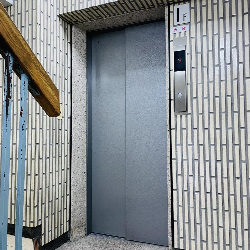 第二木津ビルのエレベーター