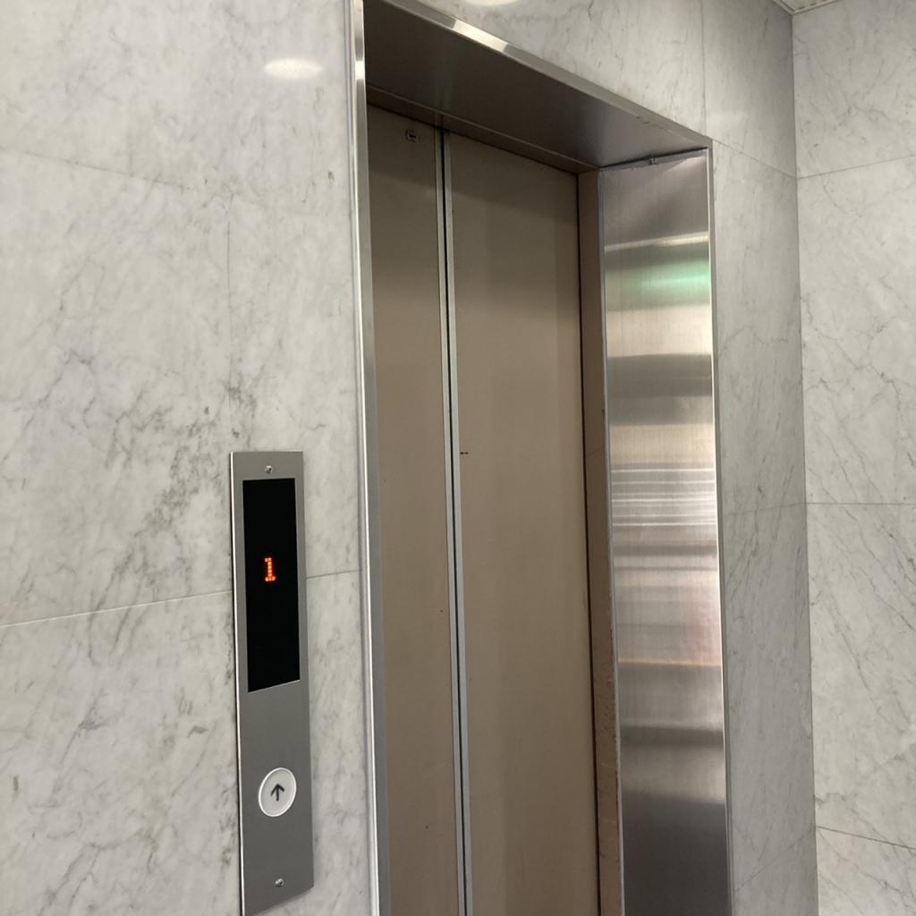 広田代官山ビルのエレベーター