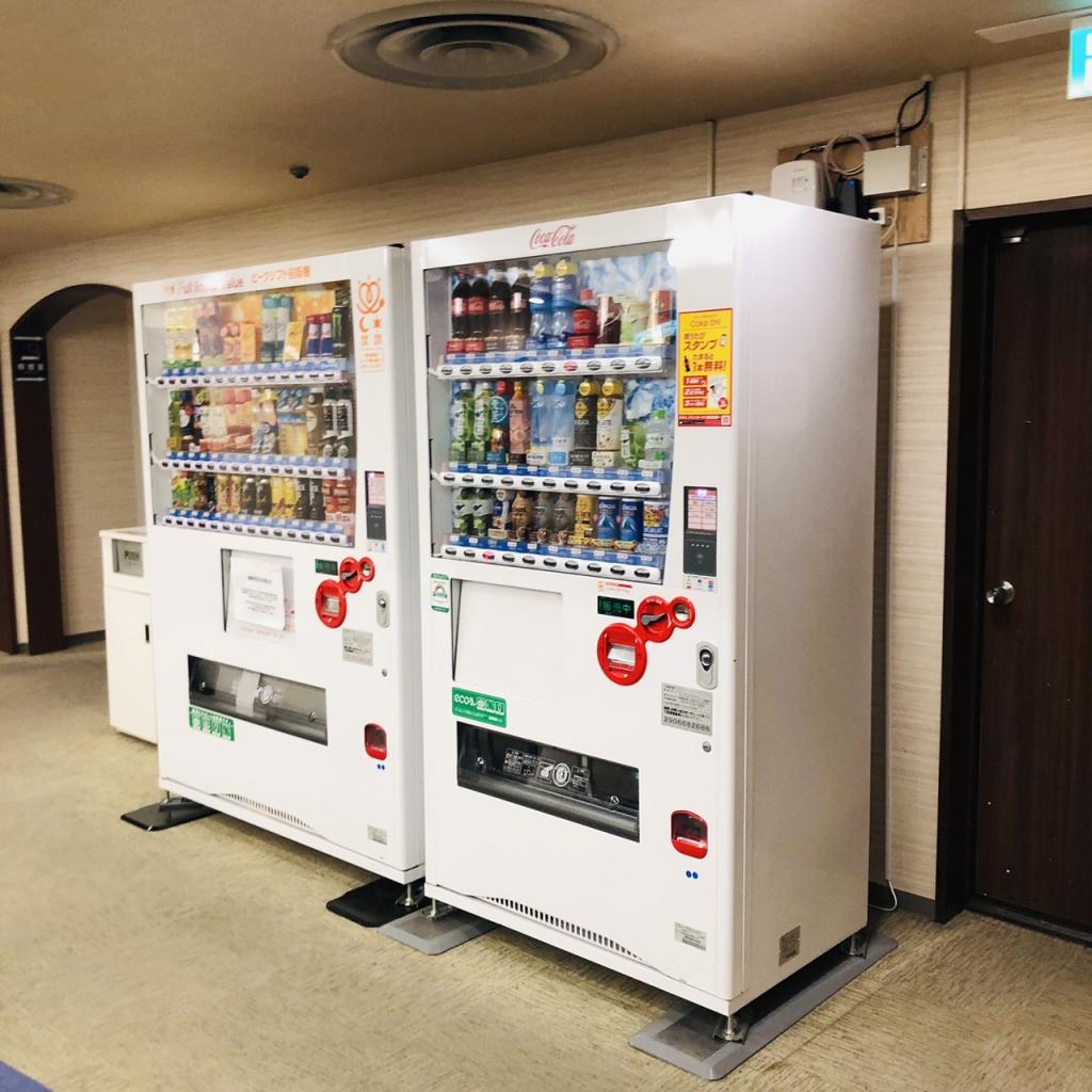 赤坂オフィスハイツの自動販売機