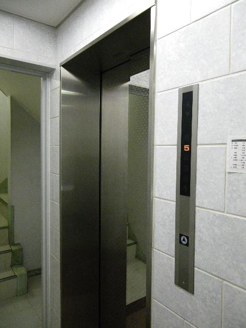 日本橋相互ビルのエレベーター