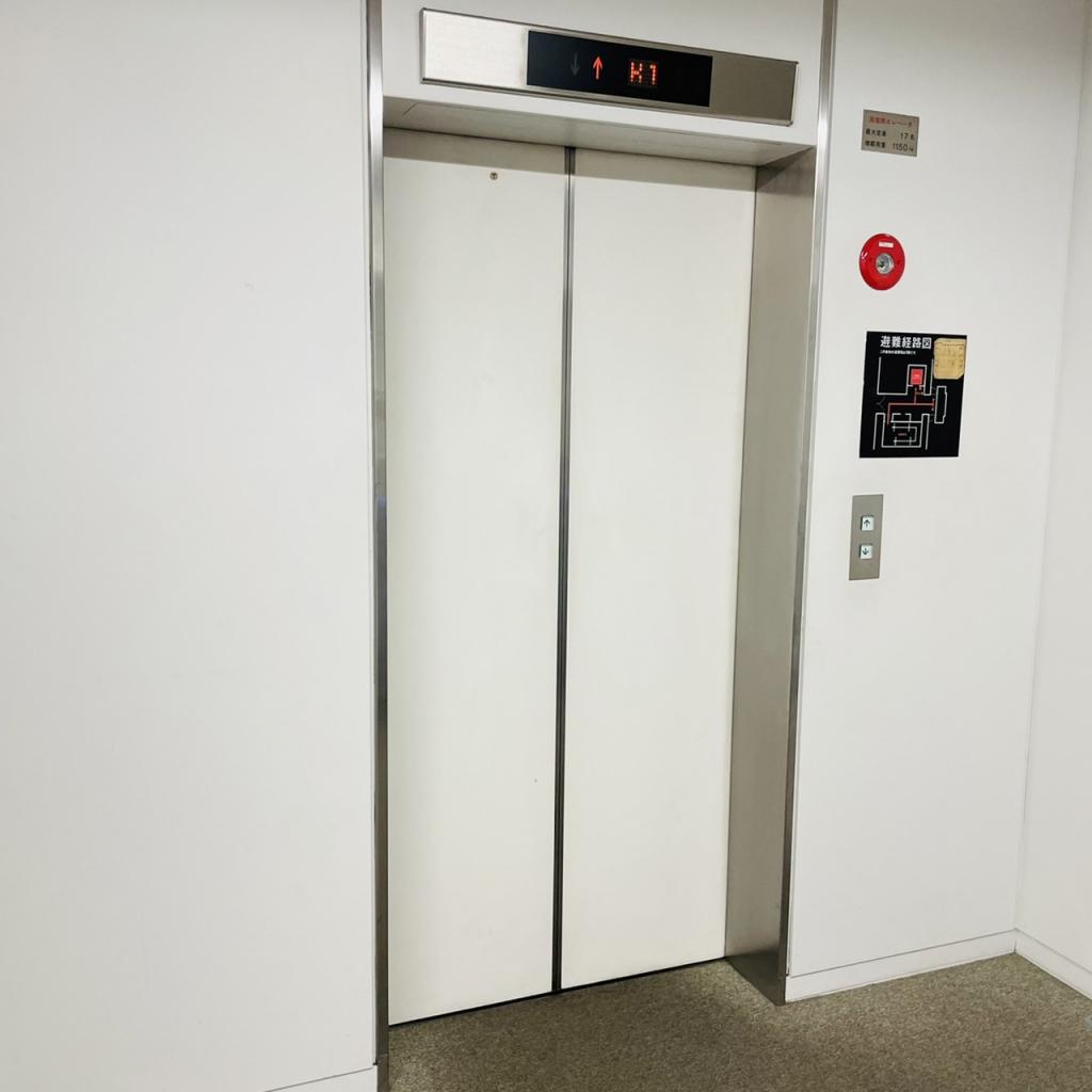 ＪＭＦビル川崎０１のエレベーター