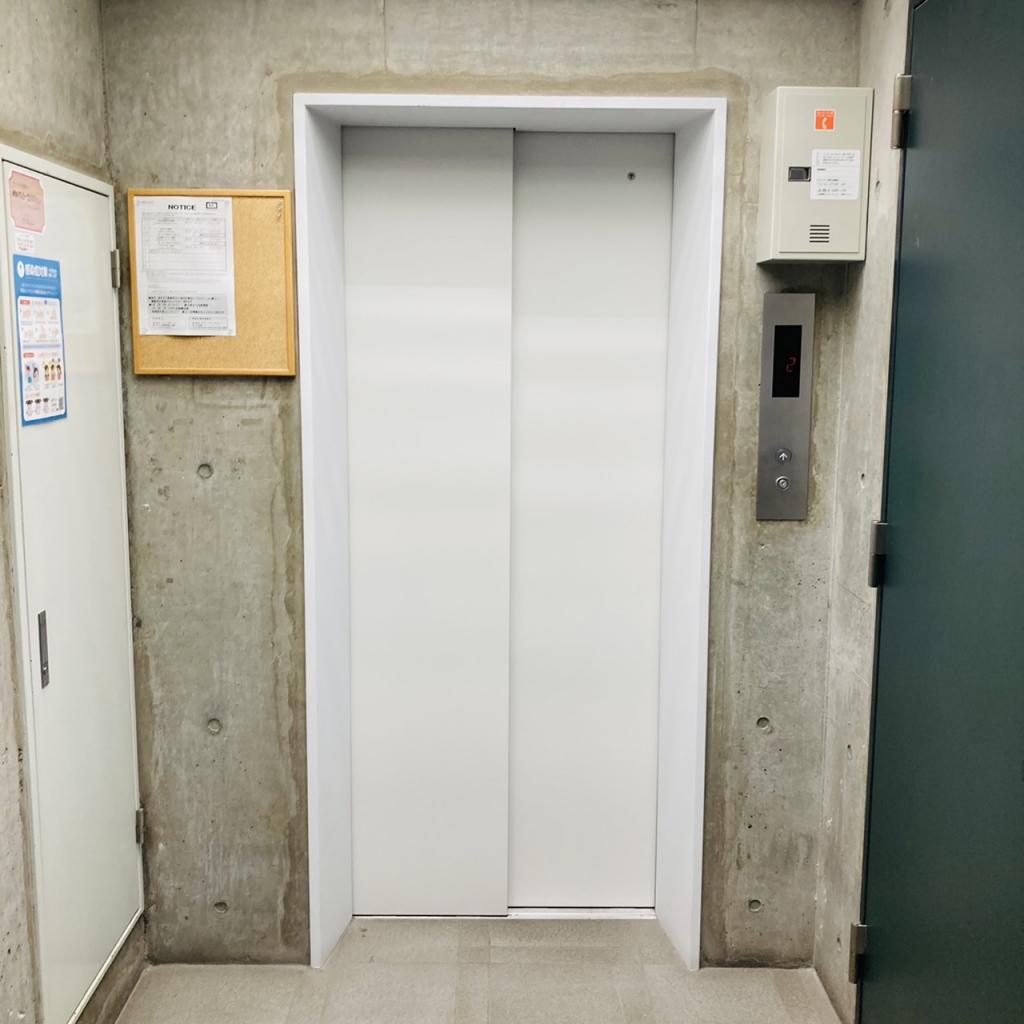 麻布ネストビルのエレベーター