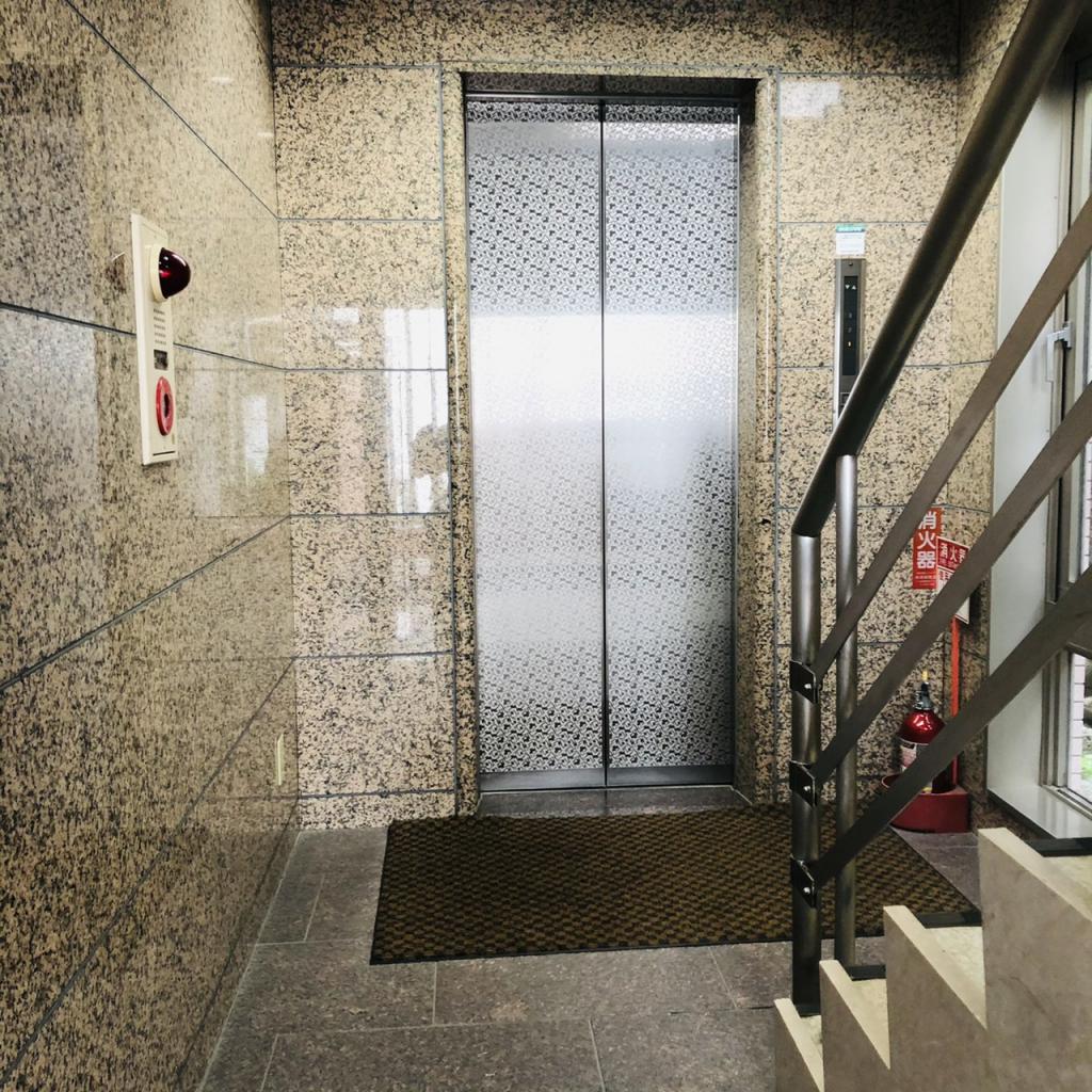 赤坂中西ビル別館のエレベーター