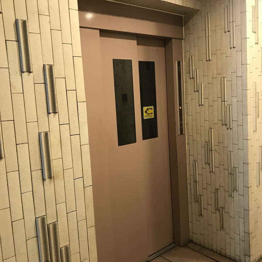 スクエア２１のエレベーター