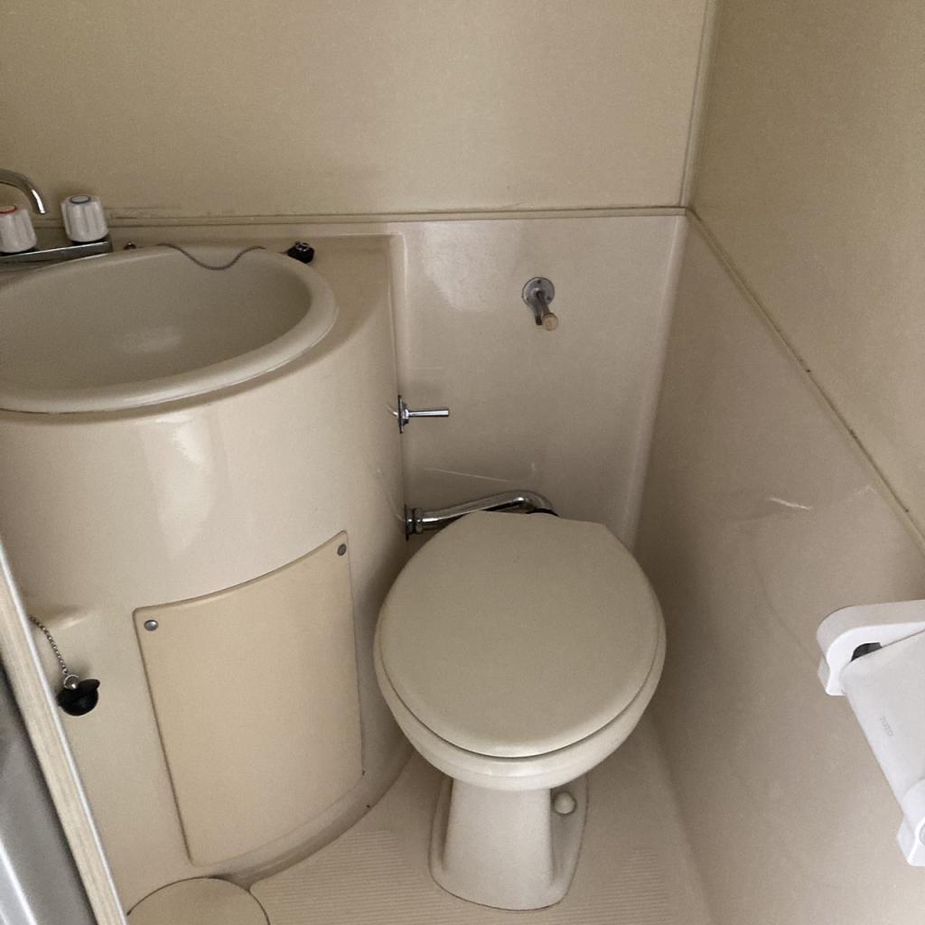 ライオネス浜松町の703号室 トイレ