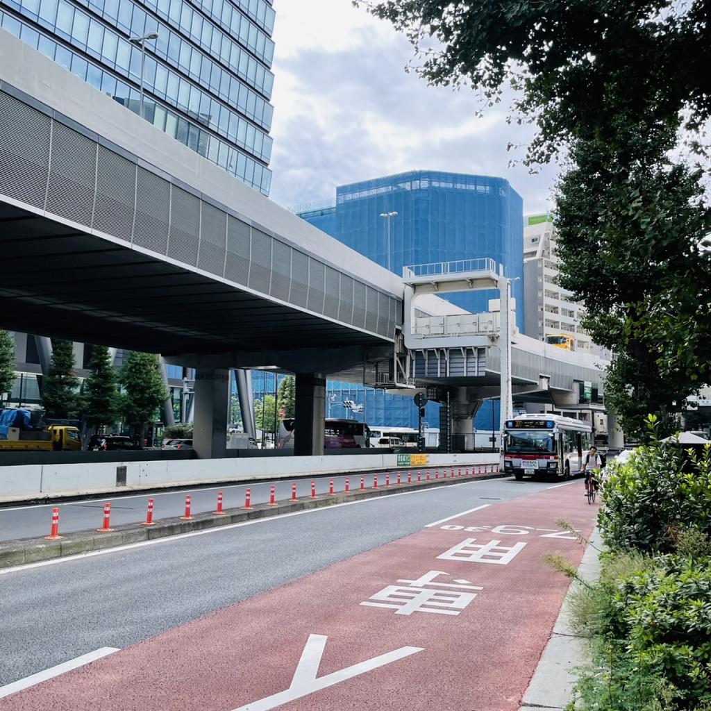 Ｄａｉｗａ渋谷神泉ビルの前面道路