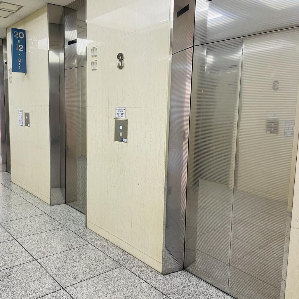 ＴＯＣ大崎（大崎ニューシティ１号館）ビルのエレベーター