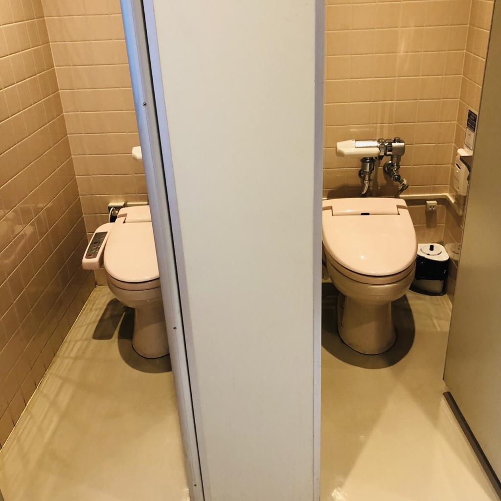 三井ウッディビルの1階 トイレ