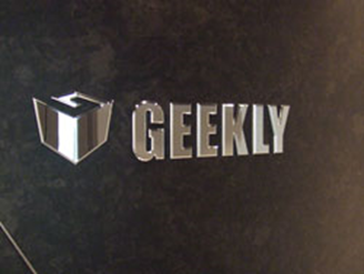 株式会社GEEKLY　